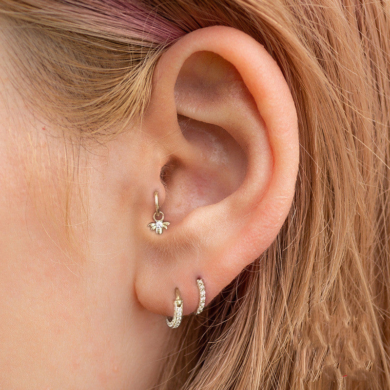 Bee Geometric Diamond Ear Cuff