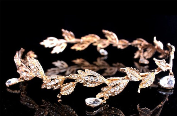 Eyebrow pendant full of rhinestones - Badi Jewellery store