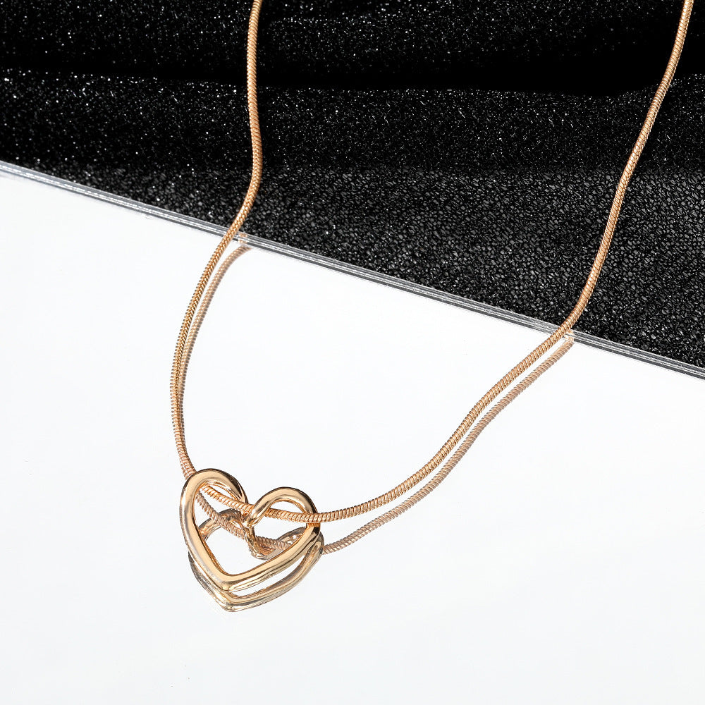Niche Hollow Heart Necklace For Women - Badi Jewellery store