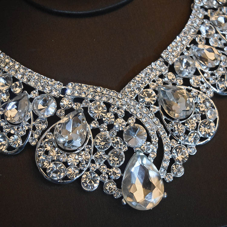 Bridal Headdress Flowers Wedding Hair Accessories Accessories Crown Necklace Earrings Three-piece Set Wedding Accessories - Badi Jewellery store