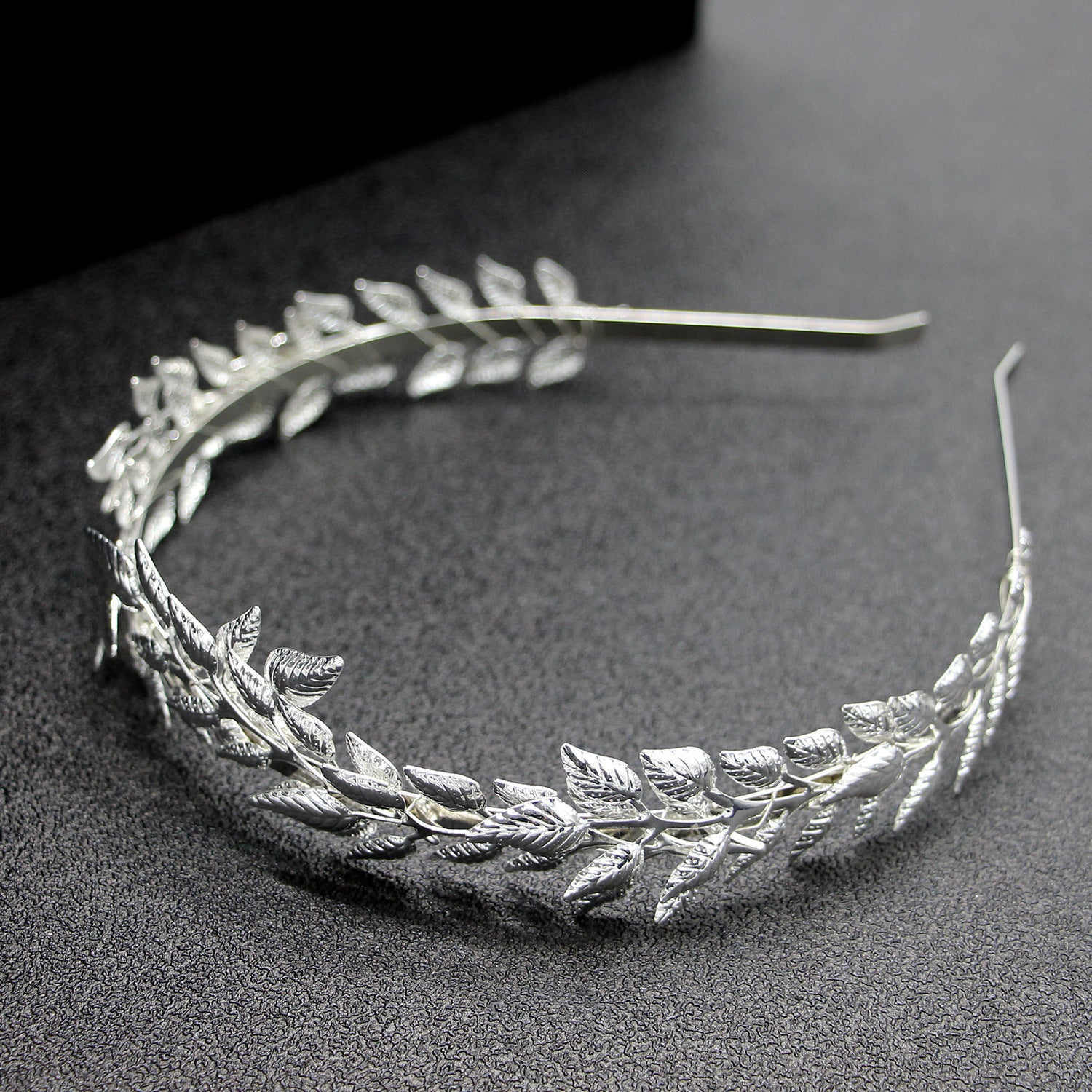 Bridal Golden Leaf Headband Alloy Crown Hair Accessories - Badi Jewellery store
